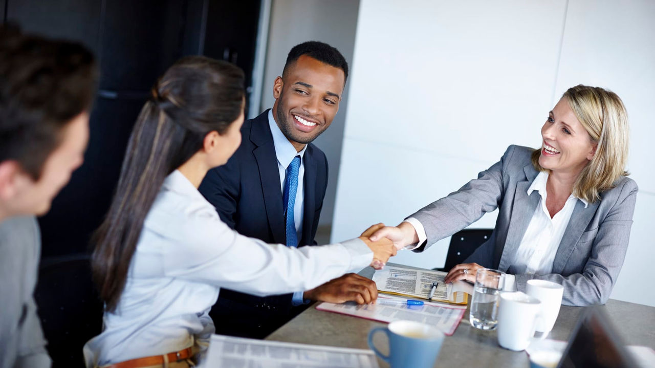 Looking for Assistant HR Manager
