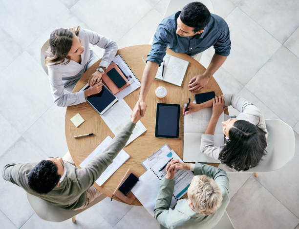 Looking for HR Manager