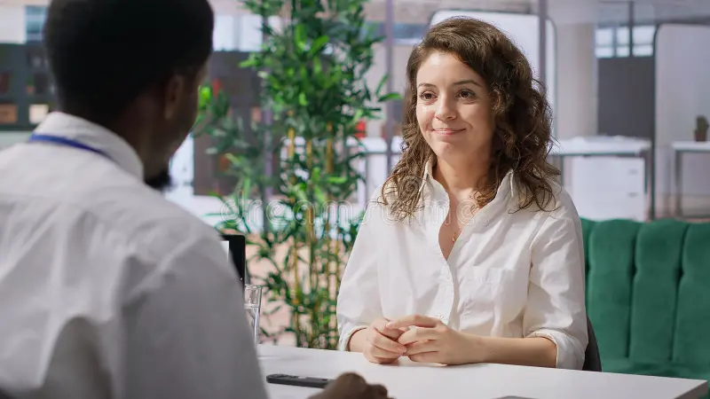 HR Recruiter (Female)